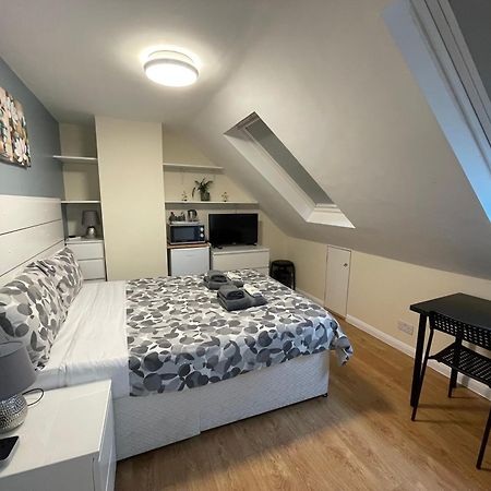 Kensal Lodge 2 Guest House Лондон Экстерьер фото