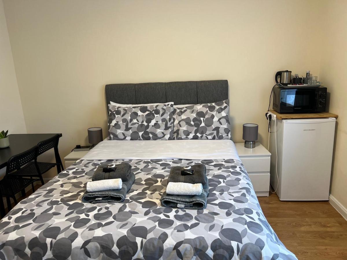 Kensal Lodge 2 Guest House Лондон Экстерьер фото